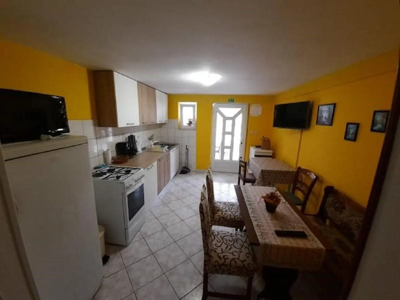 Apartments Robi- Swimming Pool And Beautiful Garden 0*, Kampor Croatia