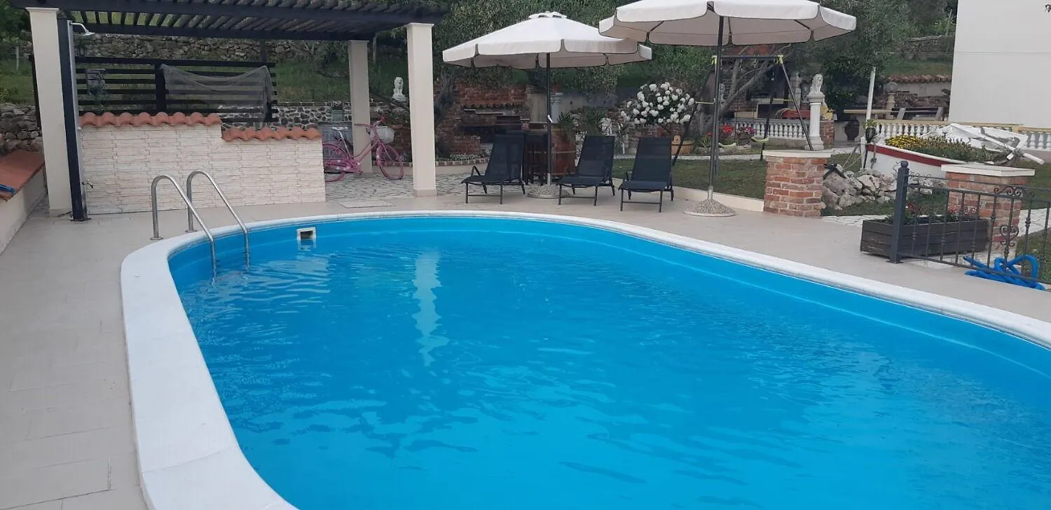 Apartments Robi- Swimming Pool And Beautiful Garden Kampor Croatia